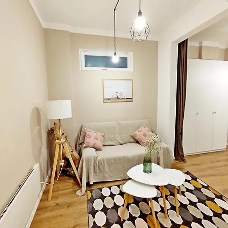 Top Centre 1 Bedroom Apt Next To Vitosha Blvd. Sofia Exterior photo