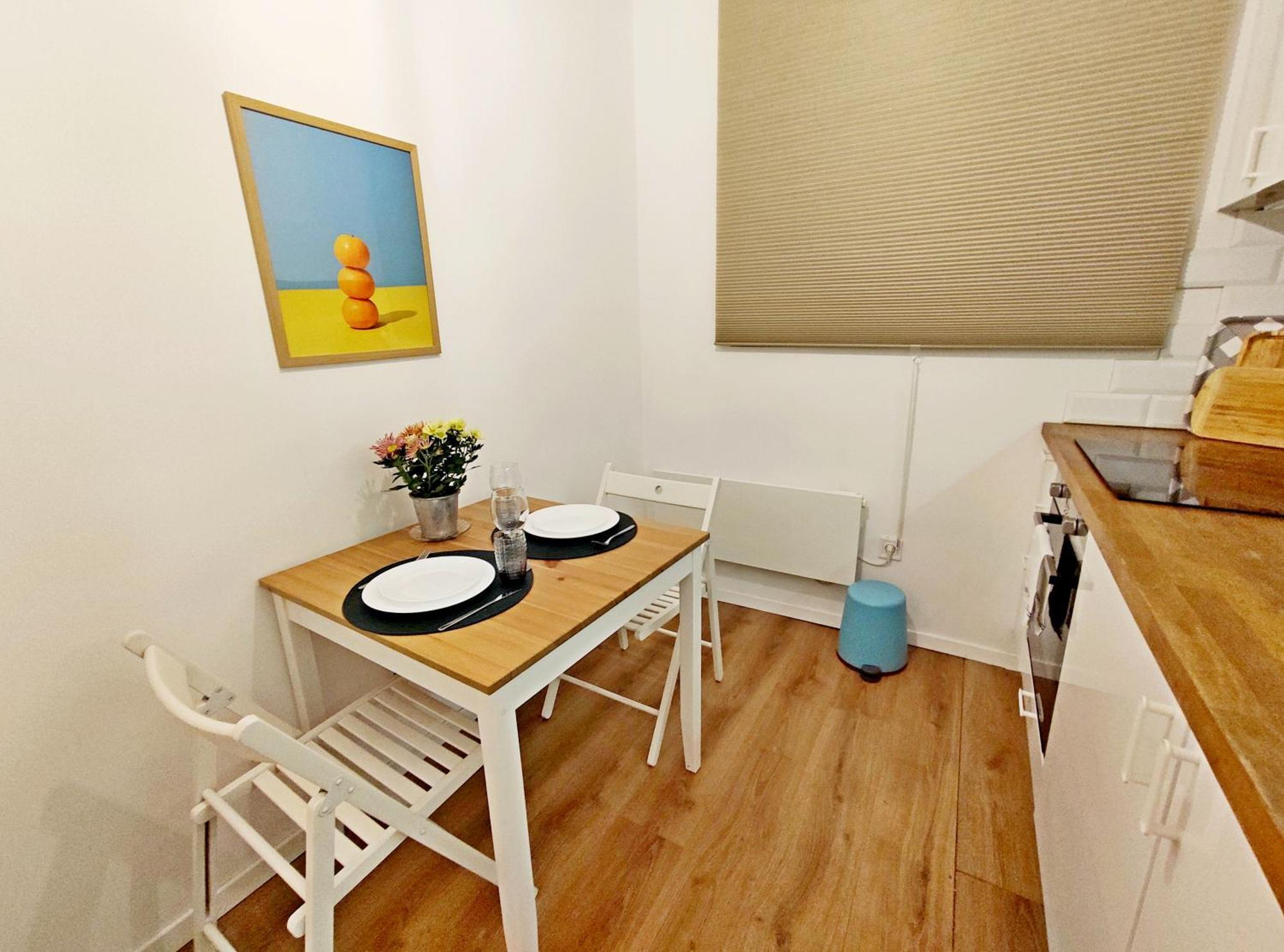 Centre 1 Bedroom Next To Vitosha Blvd. Apartment *