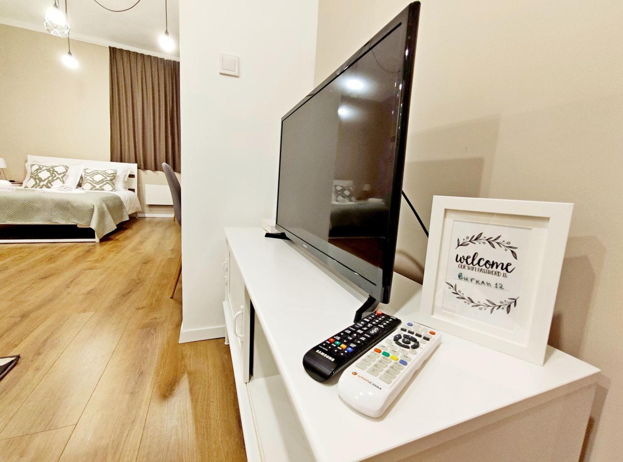 Centre 1 Bedroom Next To Vitosha Blvd. * Sofia